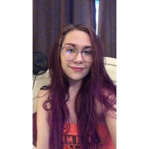 Meet your Posher, Lana